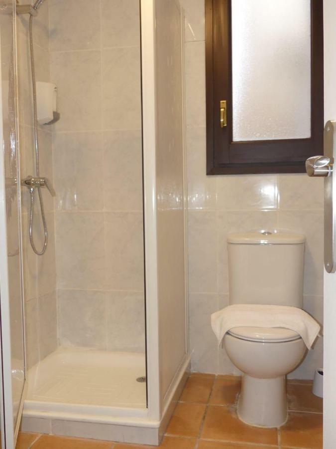 Apt 2 Acollidor Al Centre Historic De Vic Aptgarbi Ngoại thất bức ảnh