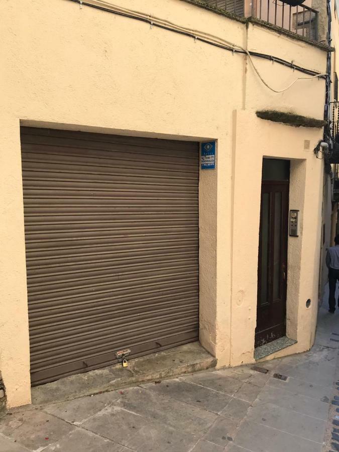 Apt 2 Acollidor Al Centre Historic De Vic Aptgarbi Ngoại thất bức ảnh