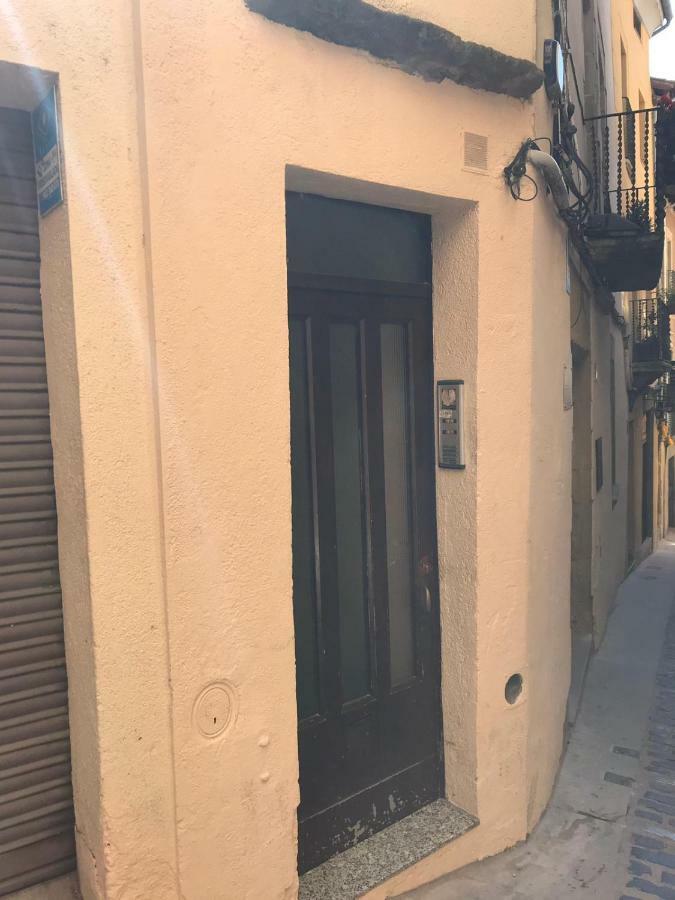 Apt 2 Acollidor Al Centre Historic De Vic Aptgarbi Ngoại thất bức ảnh